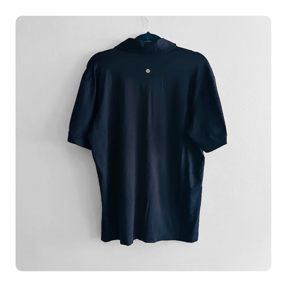 ★ Lululemon Men’s Short Sleeve Polo Shirt - Navy ★ - Picture 7 of 16